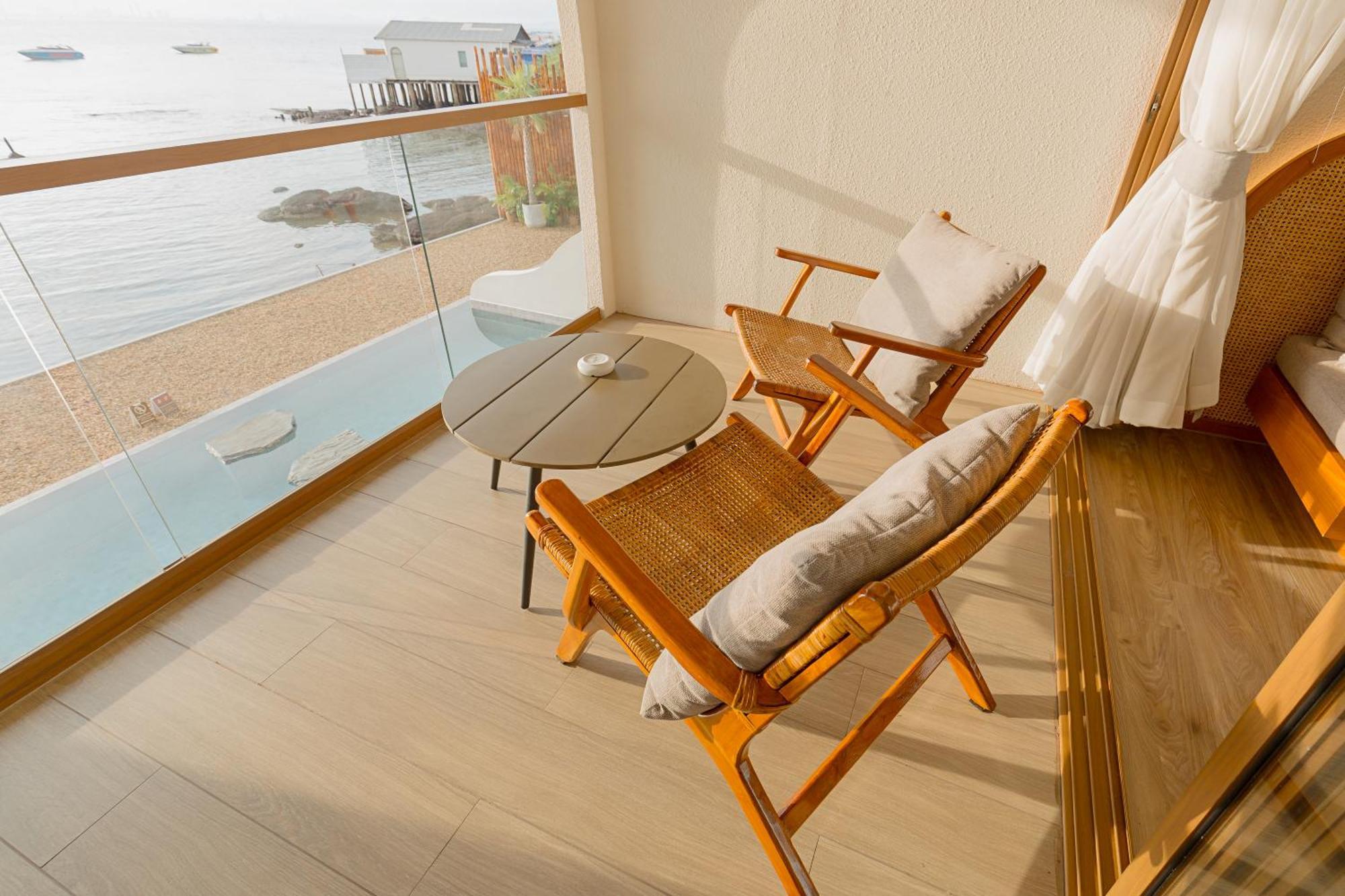 Tasana Bar And Luxury Resort Koh Larn Extérieur photo