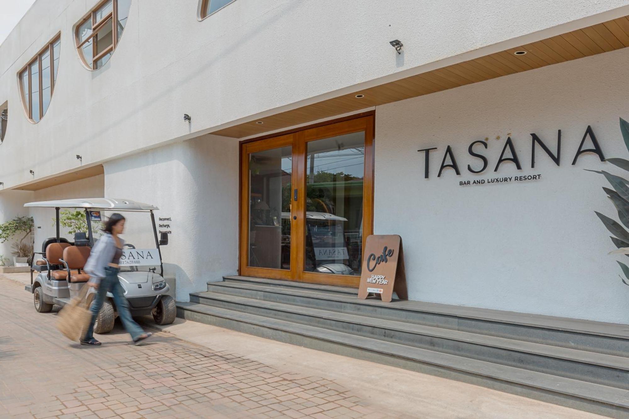Tasana Bar And Luxury Resort Koh Larn Extérieur photo