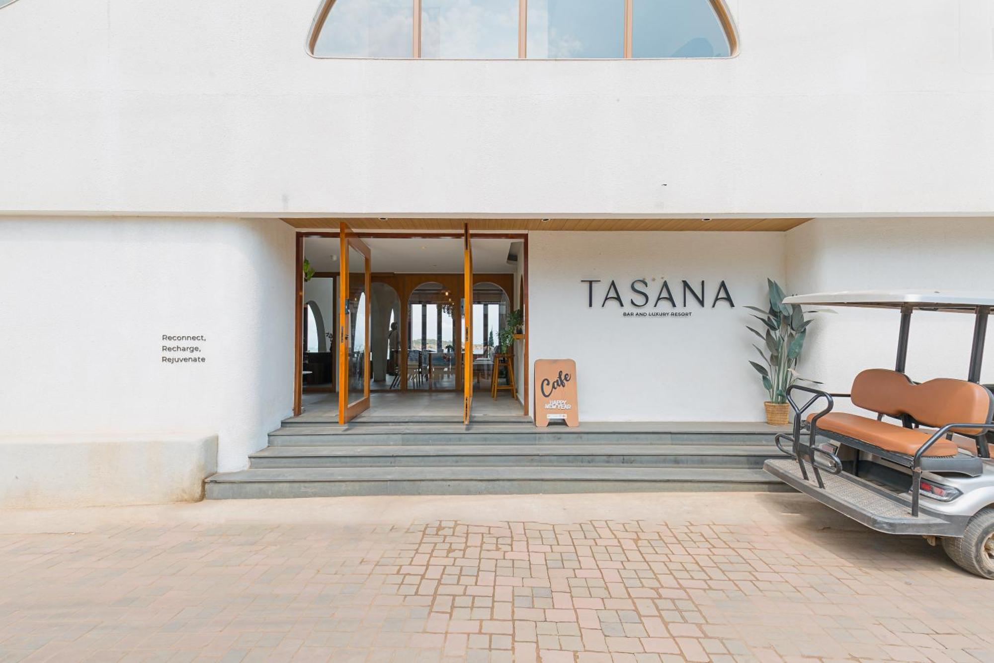 Tasana Bar And Luxury Resort Koh Larn Extérieur photo